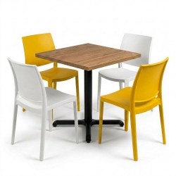 mesa de madera con 4 sillas apilables amarillas
